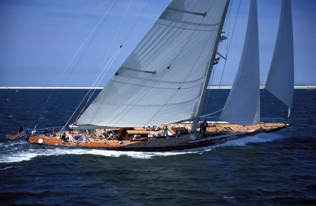 Endeavour-Kos-Holland-Sailboat Teak Deck